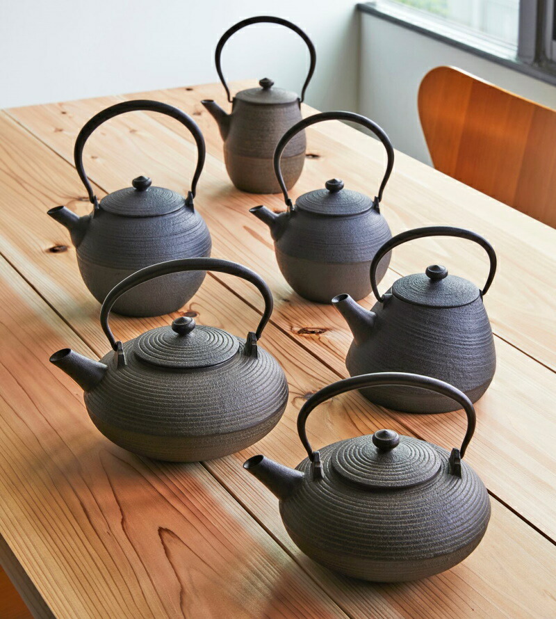 鉄瓶 IH 直火 両対応 常々シリーズ 糸目・小・鉄蓋 1.0L 濃茶（本漆