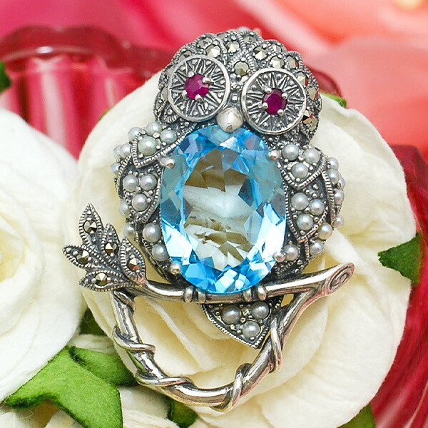 楽天市場】碌山 スカイブルートパーズ ルビー ふくろう ブローチ