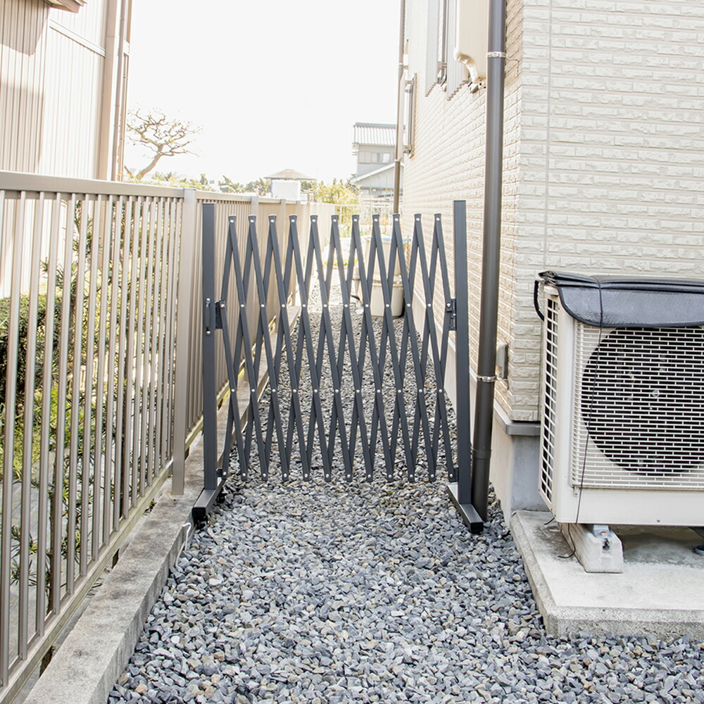 キャスター付きアルミ伸縮フェンスダブル(回転式): ガーデンエクステリア