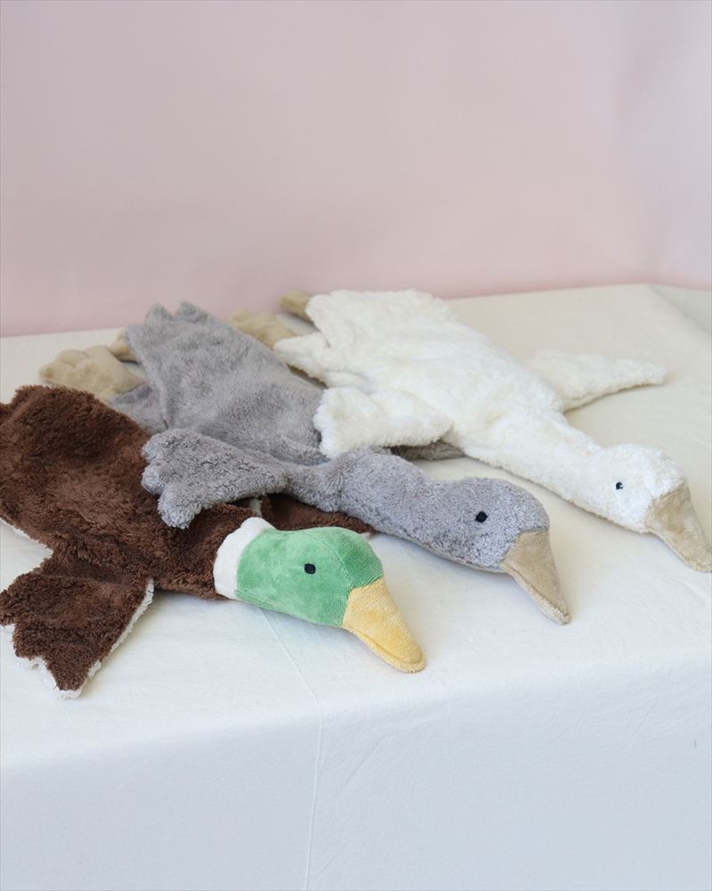 ゼンガーナチュウェルト | ガチョウ グレー ぬいぐるみ - Little