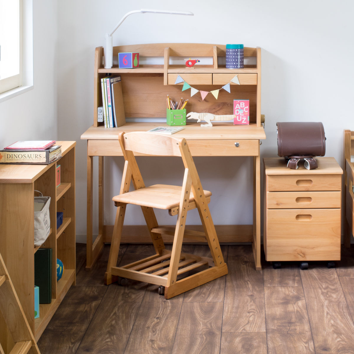 楽天市場】学習机 シンプル 幅100cm 奥行55cm 引出し付 フォレスト