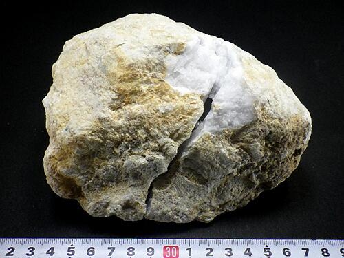 楽天市場】天然水晶 1kg 超特大サイズ ジオード クォーツ 晶洞 水晶