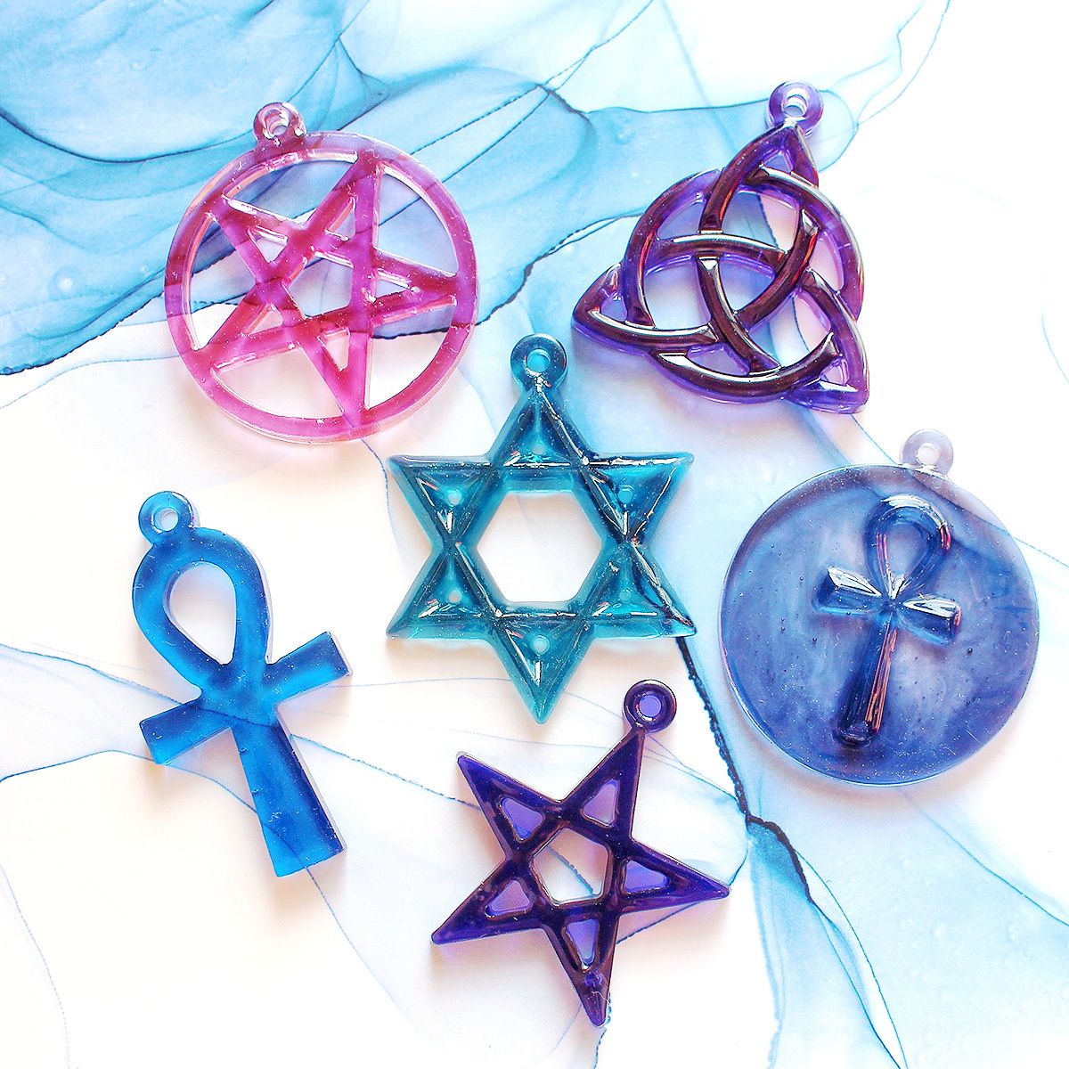 楽天市場】シリコンモールド 魔法陣 星 十字架 通し穴付き 6種 レジン