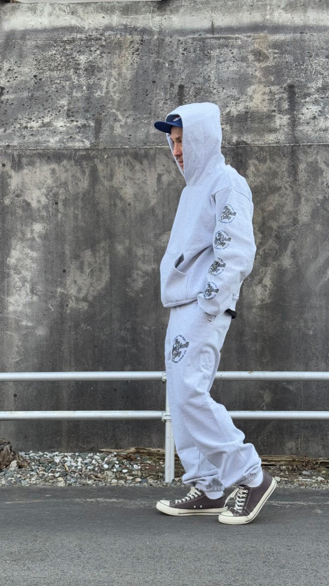 サーフスケートキャンプ パーカー 上下セットアップ 即購入可 SURF