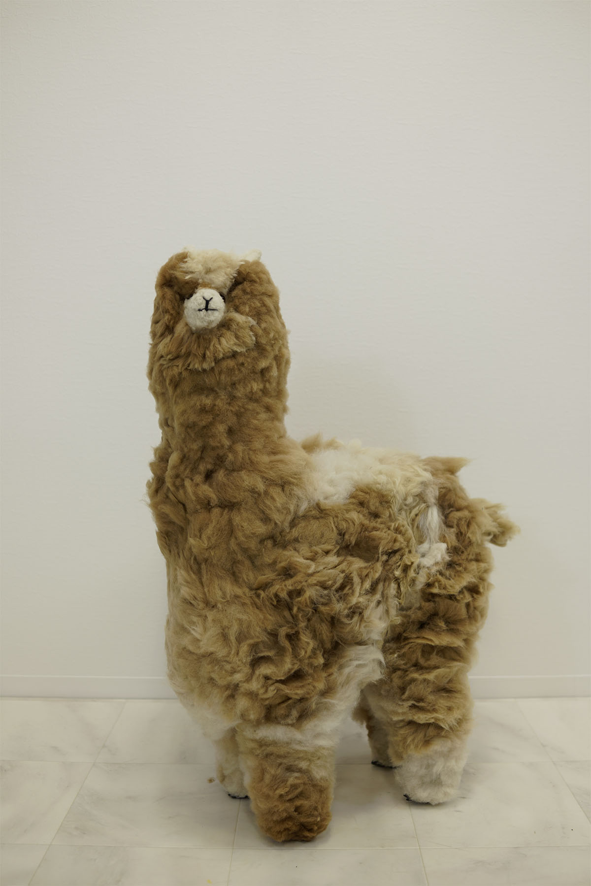 楽天市場】アルパカ ぬいぐるみ 特大 大サイズ Lサイズ人形 置物