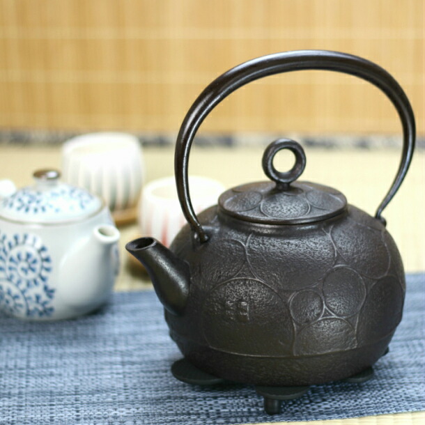 楽天市場】【送料無料】南部鉄器 鉄瓶 輪 1.6L 佐藤守巨作〔IH調理器