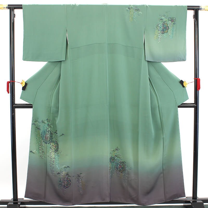 中古】 付下げ レディース 正絹 緑 紫 藤 松 刺繍 豪華 身丈162cm 裄丈