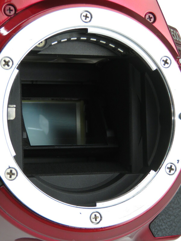 Nikon】ニコン『D5500 18-55 VR II レンズキット』レッド 2416万画素