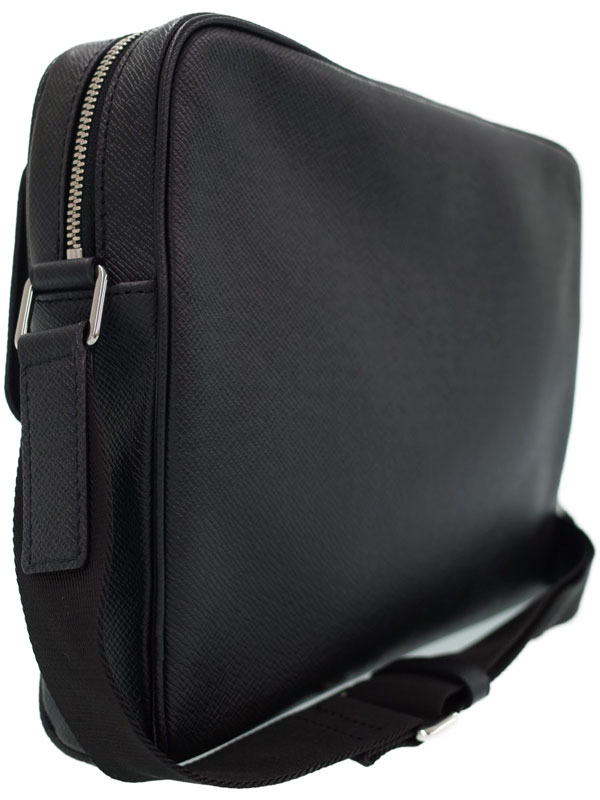 LOUIS VUITTON】ルイヴィトン『タイガ アレックス メッセンジャー