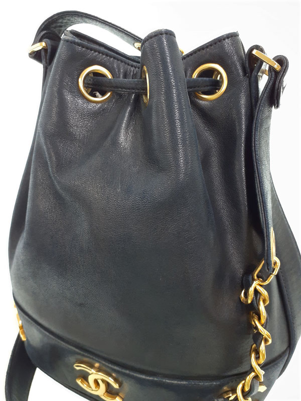 CHANEL】シャネル『トリプルココマーク 巾着型 チェーンショルダー