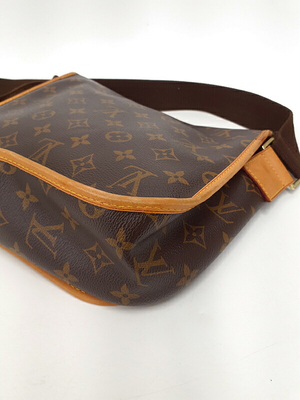 LOUIS VUITTON】ルイヴィトン『モノグラム メッセンジャーPM ボス