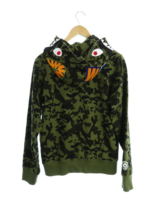A BATHING APE】【シャークパーカー】【日本製】アベイシングエイプ