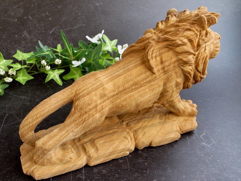 本物の質感 縁起物 ジャスパー ライオン 彫刻置物 最大幅 約220mm 重さ