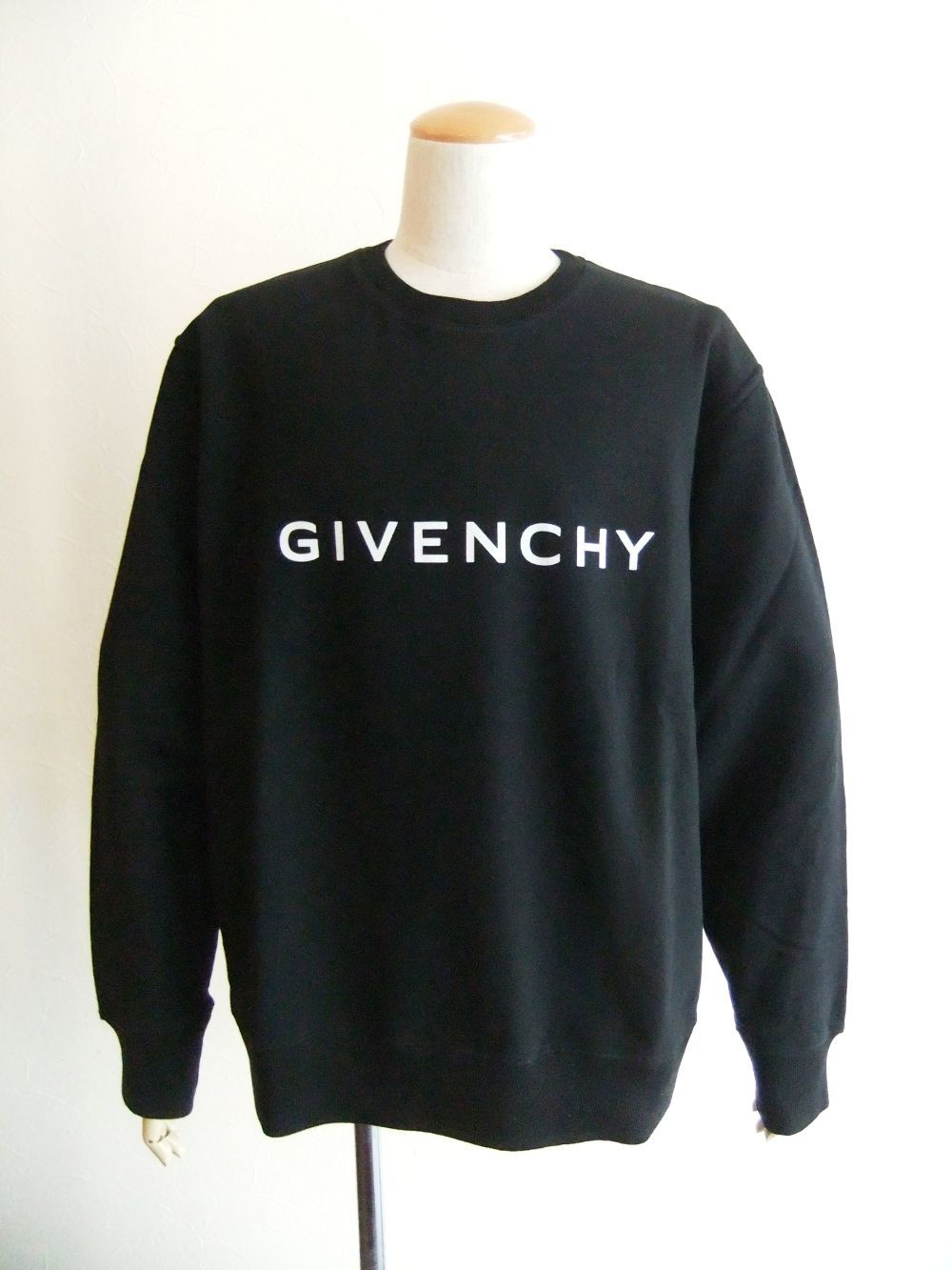 GIVENCHY - GIVENCHY ロゴ スリムフィット スウェットシャツ | 4.444glad