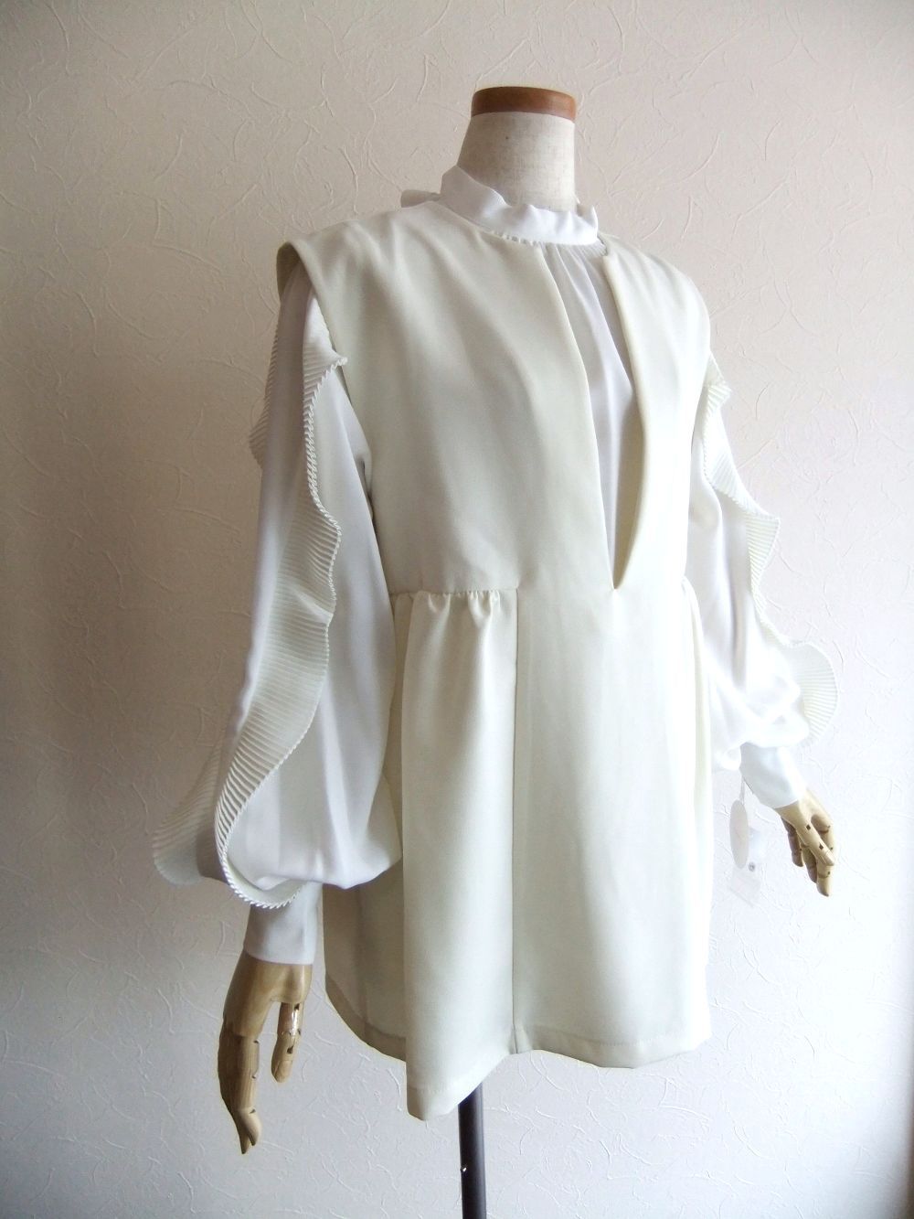 anana - 袖プリーツ ジョーゼット 2WAY ブラウス a51-033 | 4.444glad