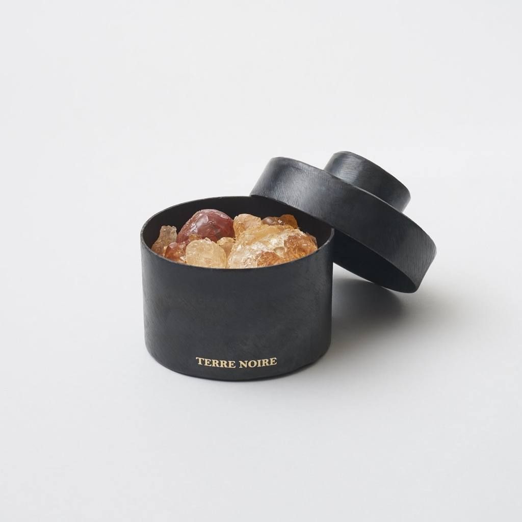 MAD et LEN (マドエレン) -「BLACK CHAMPAKA / ブラックシャンパカ