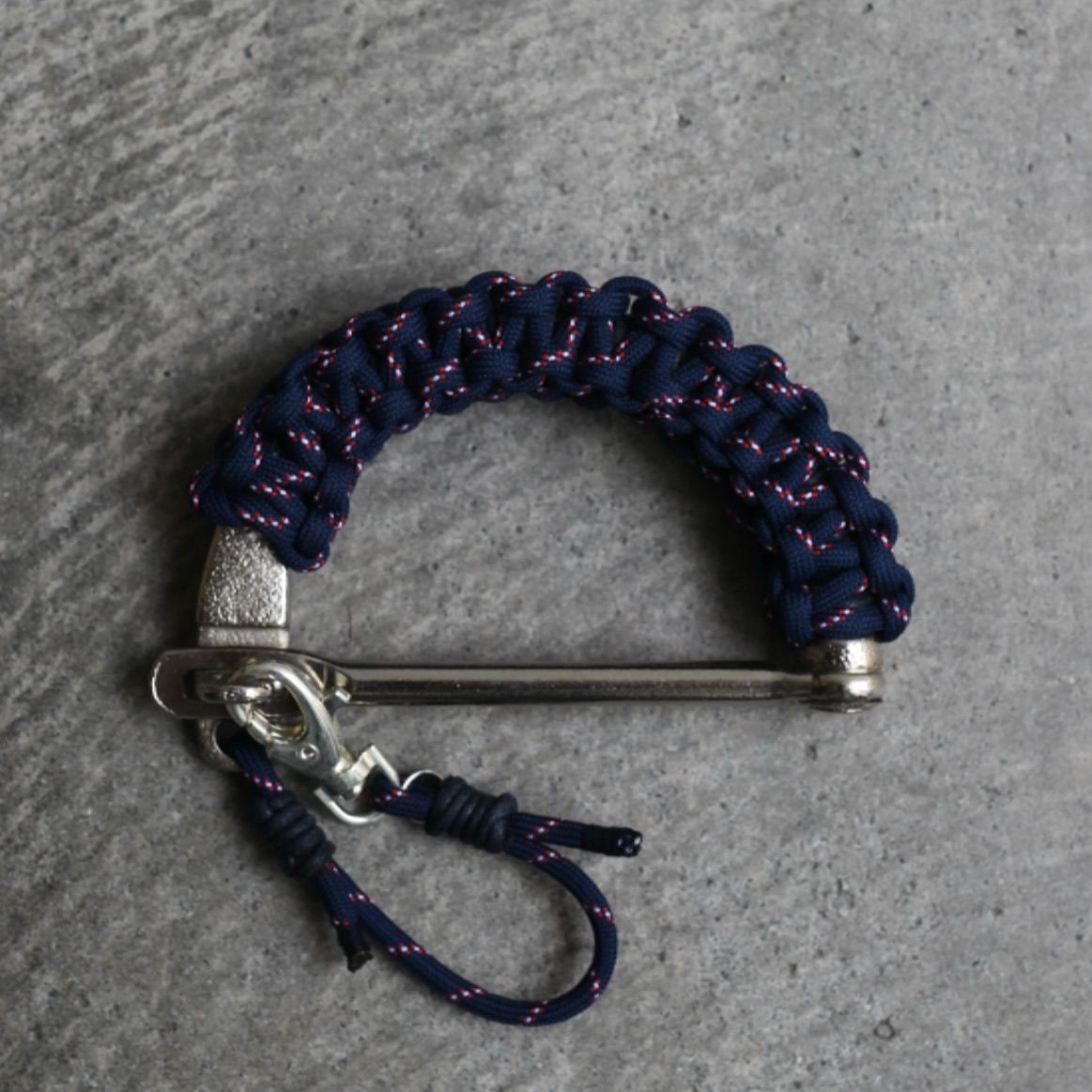 BLESS - 【残り一点】Handle Leather | ACRMTSM ONLINE STORE