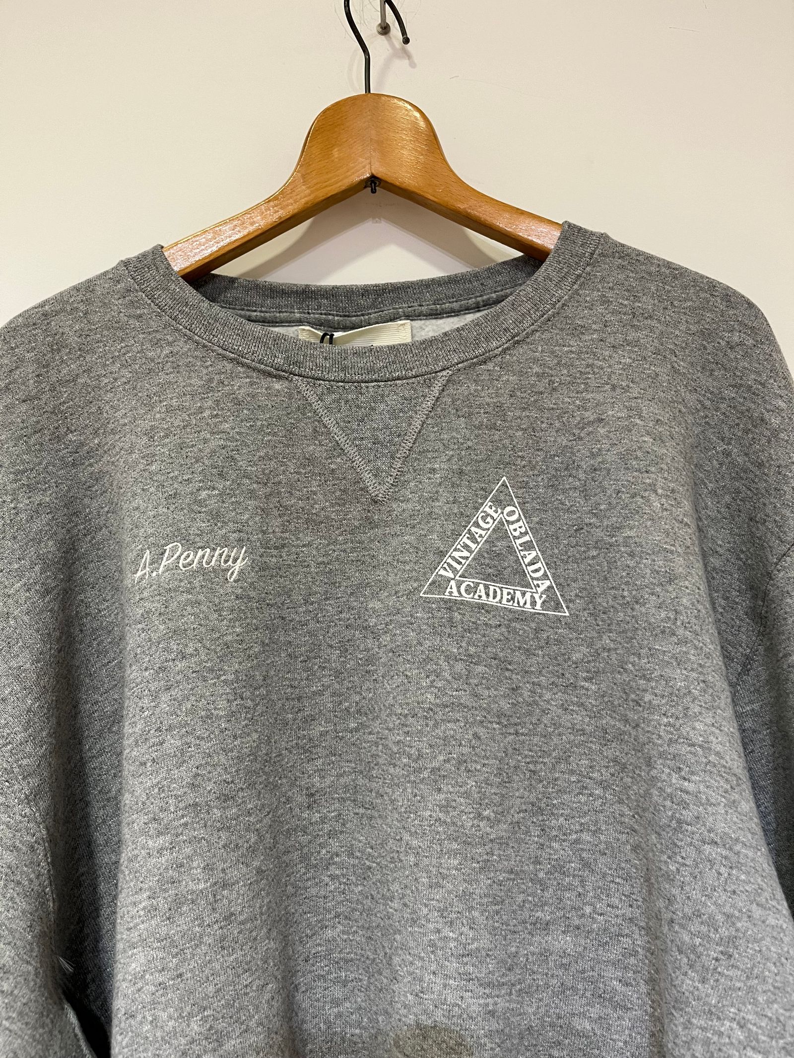 oblada - ACADEMY SWEAT oblada ロゴスウェット | HALLOW's web store