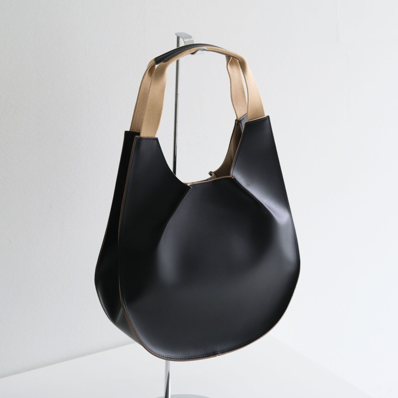 Rich I - S. CircleI Leather Handle Bag Small / バッグ / レザー