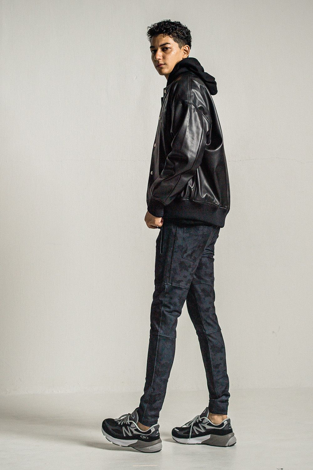 13WE345 RESOUND CLOTHING スタジャン 牛革 RESOUND CLOTHING