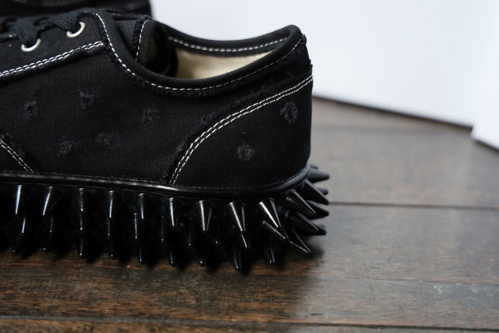 doublet - doublet 25AW スニーカーSPIKY CANVAS SNEAKER (25AW75FT62