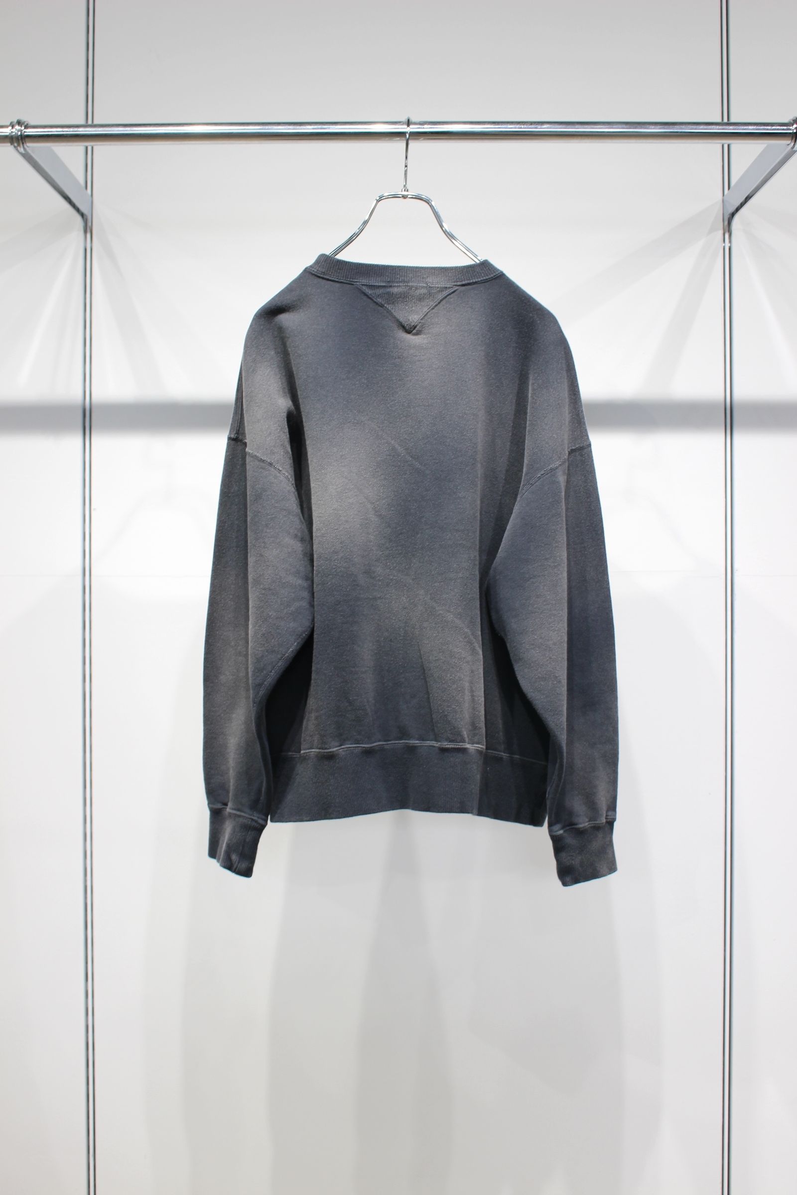 INTERIM - VINTAGE FADE BOTH V-GAZETTE SWEAT SHIRT | SUMI