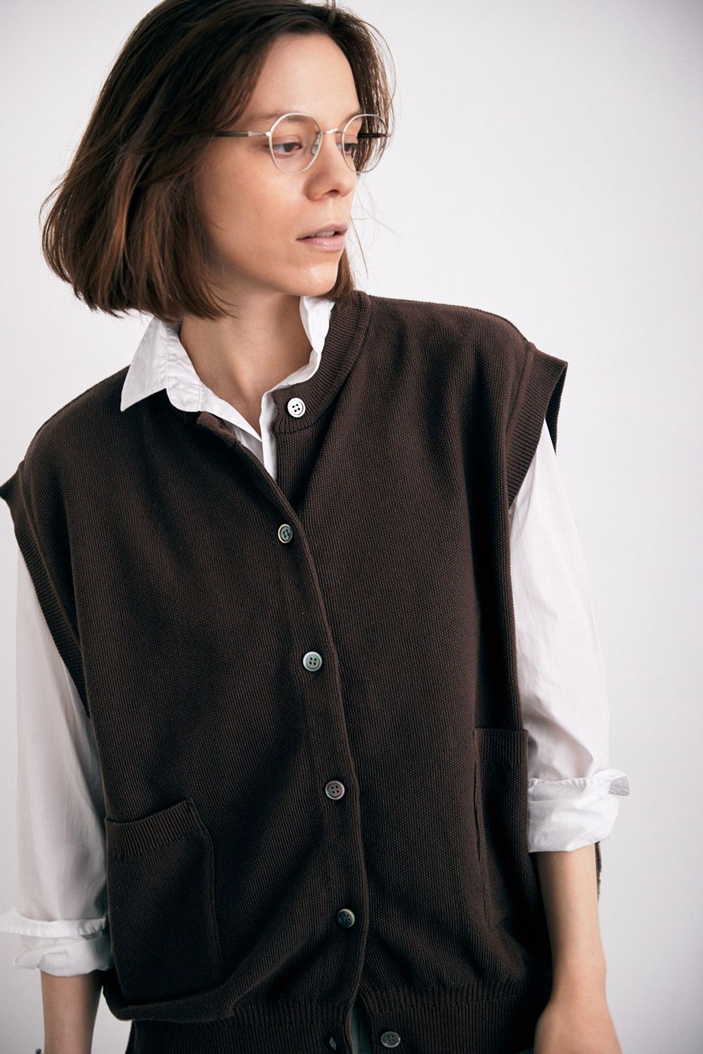 YASHIKI - 【ラスト1点】【24SS】Tsukushi Vest(BROWN) | Salty