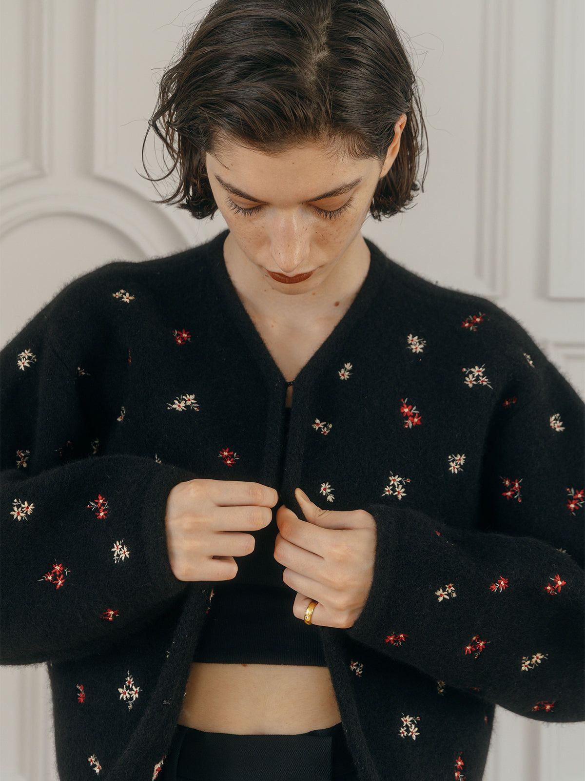 CREDONA - FLOWER EMBROIDERY KNIT JACKET / フラワーエンブロイダリー