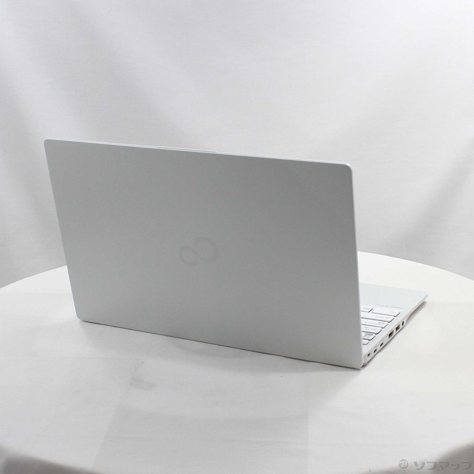 中古】LIFEBOOK UH08／E3 FMVUU8FUV4 〔Windows 10〕 [2133058657921