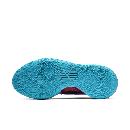 国内9月6日発売予定】スポンジボブ × ナイキ カイリー ロー2 SBSP EP