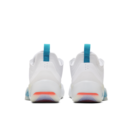 国内9月28日発売予定】ナイキ ルカ 1 PF ホワイト/ネオ ターコイズ