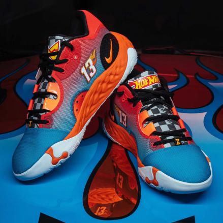 国内11月23日発売予定】ホットウィール × ナイキ PG 6 NRG EP レーザー