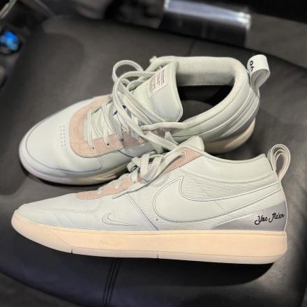 国内4月18日発売予定】ナイキ ブック 1 EP 