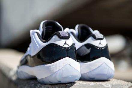 国内5月3日発売予定】 ナイキ エアジョーダン 11 レトロ ロー ホワイト