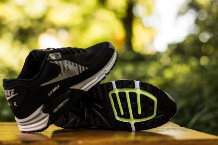 国内8月発売予定】 ナイキ エアマックス ルナ90 WR ブラック/シルバー