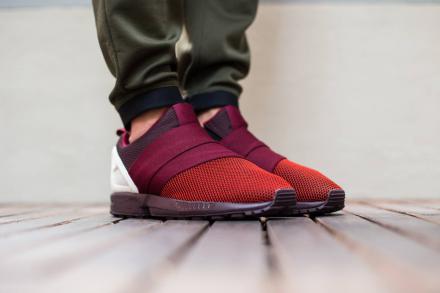 アディダス オリジナルス ZX フラックス スリッポン レッド/カレッジ