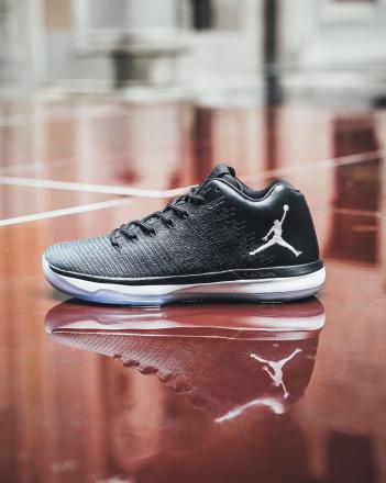 国内6月2日発売予定】 ナイキ エアジョーダン31 ロー ブラック