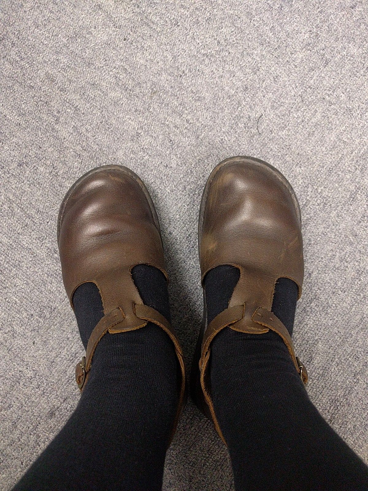 7年位履いて育てたオーロラシューズ モス色 ウエストインディアン