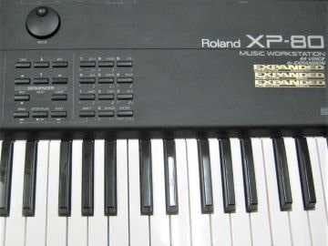 ビンテージ シンセサイザーの修理 ローランド XP-80 | ビンテージ