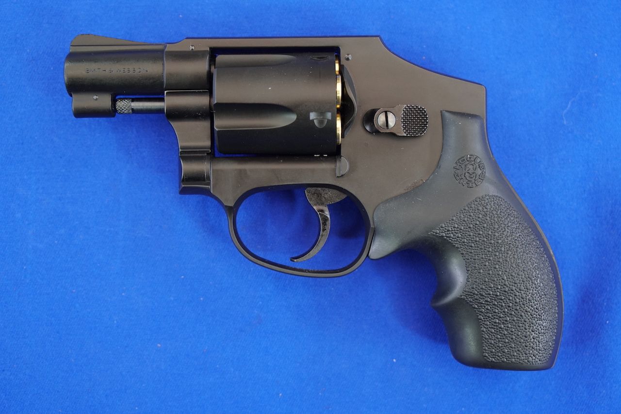 MG550 タナカ S&W M442 センチニアル エアウェイト グリップ交換