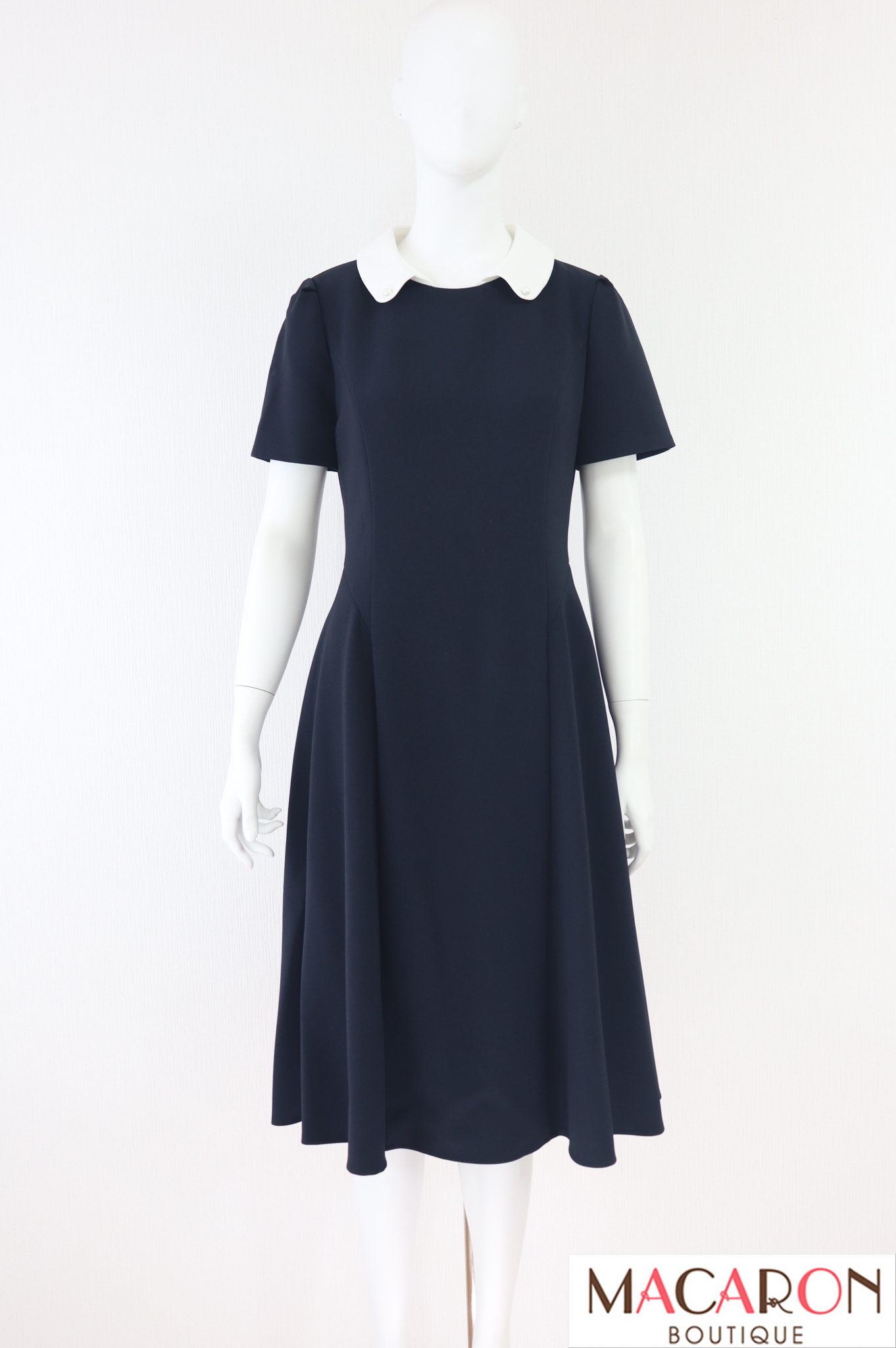 Rene（ルネ） 白襟フィット＆フレアワンピース 5316101