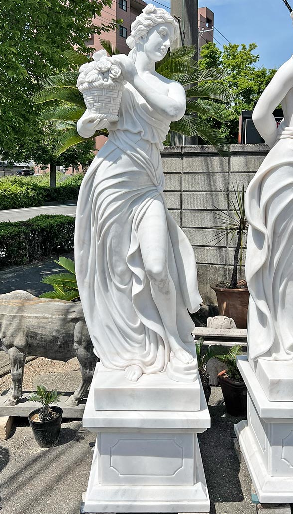 天然大理石彫刻 花かごを持つヴィーナス（春）｜女性像・ヴィーナス像