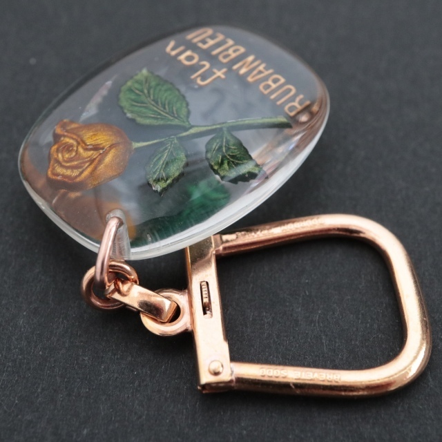 ブルボンキーホルダー FLAN RUBAN BLEU バラ