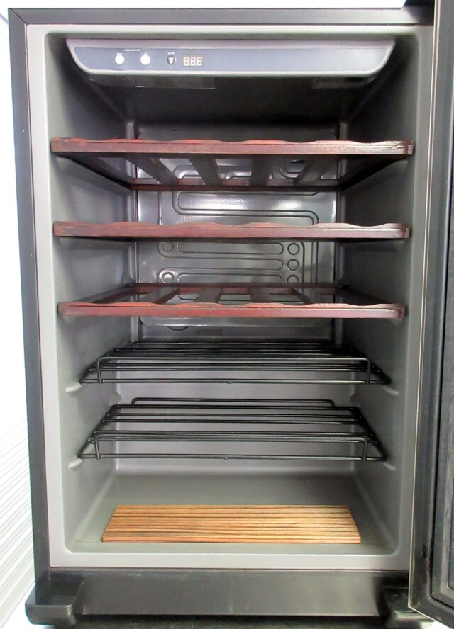 forster Japan ワインセラー FJC-85G2016年製 引き取り可 2016年