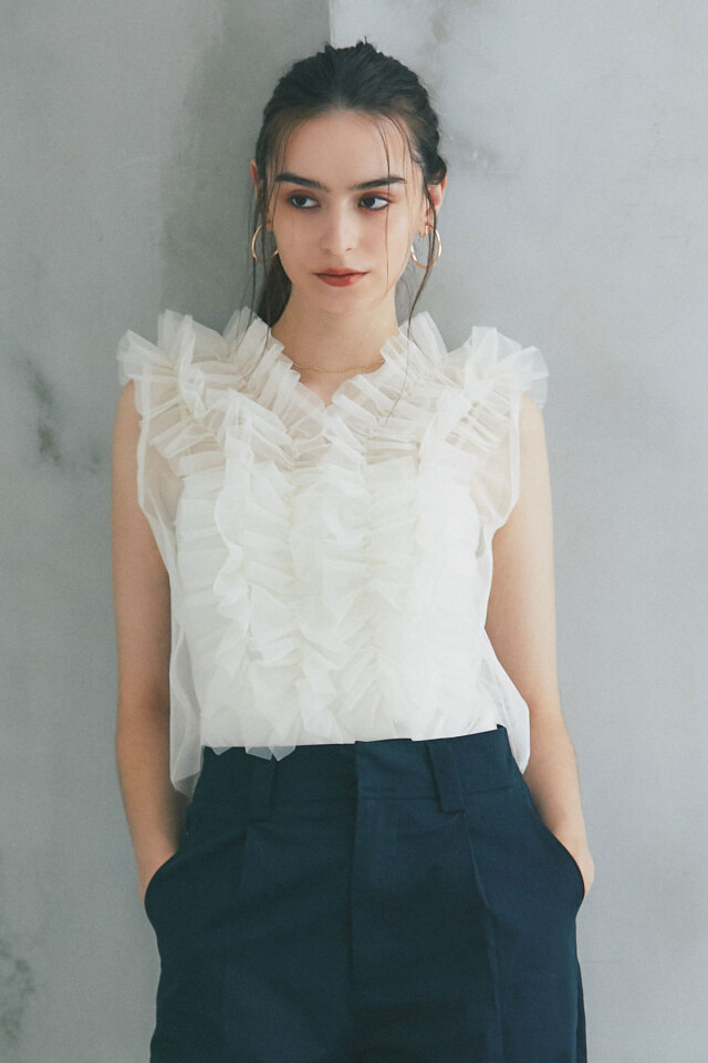 松木育未さん着用】チュールブラウス