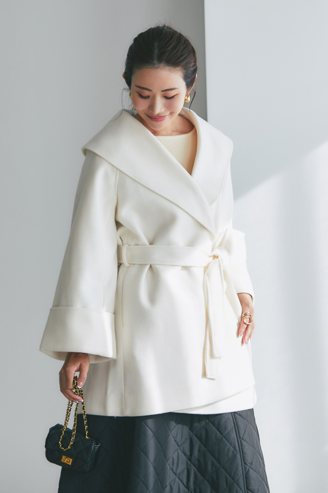 ビッグカラーガウンコート