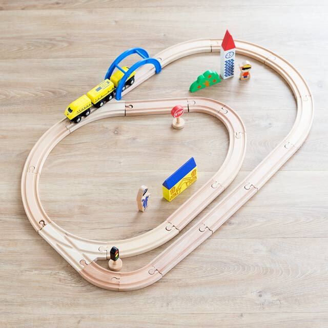 新幹線レールセット チャレンジ｜木のおもちゃ おもちゃの森sapporo