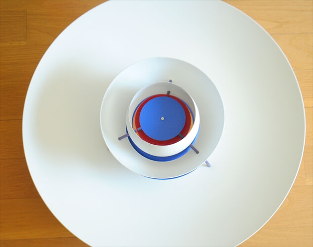 デンマークから Louis Poulsen ルイスポールセン PH5 ペンダントライト