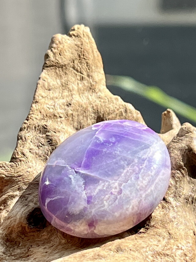 スギライト・カボション（Polished with LOVE） SUG026