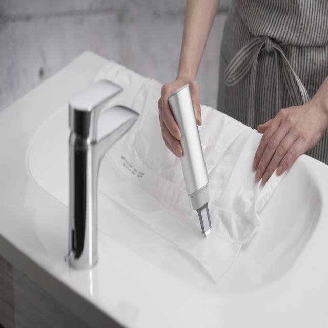 SHARP UW-X1-S 衣類用の超音波洗浄器 UW-X1 | 超音波ウォッシャー